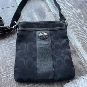 Cute & Convenient Coach Crossbody